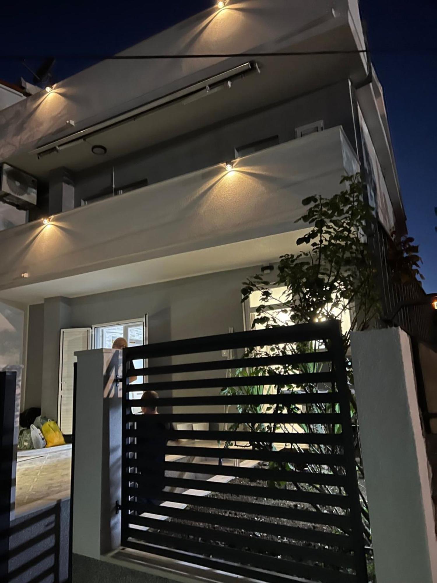 Apartments Milica Kaštela Kültér fotó